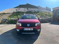 Usado Dacia Sandero Stepway 90 HP (66 kW) 2014 Vermelho Citadino
