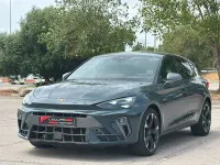 Usado Cupra Leon 150 CV (110 kW) 2024 Gris / plata Berlina