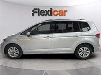 Usado VW Touran Advance 122 CV (89 kW) 2023 Gris Monovolumen