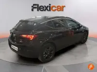 Usado Opel Astra 125 CV (91 kW) 2019 Negro