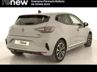Usado Renault Clio V Techno 140 CV (102 kW) 2025 Gris Berlina