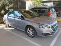Usado Peugeot 508 SW Allure 150 CV (110 kW) 2014 Gris / plata Familiar