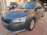 Usado Skoda Fabia Ambition 95 CV (69 kW) 2021 Gris / plata Familiar