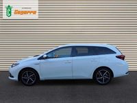 Usado Toyota Auris Touring Sports Active 136 CV (100 kW) 2018 Blanco Familiar