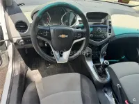 Usado Chevrolet Cruze LT 163 CV (119 kW) 2011 Blanco Berlina