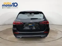 Usado Mercedes B200 163 CV (119 kW) 2022 Negro Utilitario