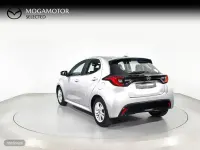 Usado Mazda 2 116 CV (85 kW) 2022 Gris / plateado