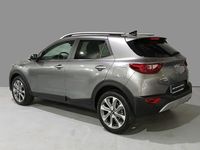 Usado Kia Stonic Style 100 HP (73 kW) 2024 Cinzento SUV