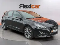 Usado Hyundai i30 110 HP (80 kW) 2023 Preto Sedan