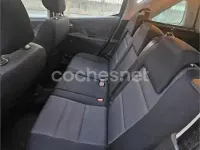 Usado Peugeot 207 90 CV (66 kW) 2008 Negro Familiar