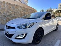 Usado Hyundai i30 90 CV (66 kW) 2012 Blanco Berlina