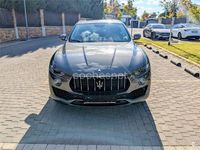 Usado Maserati Levante 430 CV (316 kW) 2017 Gris / plata SUV