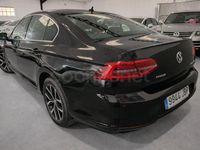 Usado VW Passat Advance 150 CV (110 kW) 2016 Negro Berlina