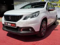 Usado Peugeot 2008 Style 82 CV (60 kW) 2018 Blanco SUV