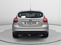 Usado Ford Focus Trend 116 CV (85 kW) 2011 Negro Utilitario