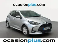Usado Mazda 2 116 CV (85 kW) 2023 Gris plata Utilitario
