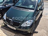 Usado Mercedes A180 Exclusive 109 HP (80 kW) 2010 Verde Monovolume