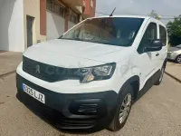 Usado Peugeot Rifter Access 100 CV (73 kW) 2020 Blanco Monovolumen