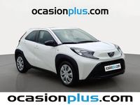 Usado Toyota Aygo X Play 72 CV (52 kW) 2023 Blanco SUV