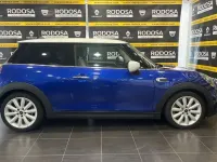 Usado Mini Cooper 136 CV (100 kW) 2021 Azul Utilitario