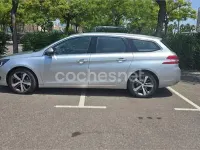 Usado Peugeot 308 SW Allure 150 CV (110 kW) 2016 Gris / plata Familiar
