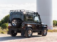 Usado Land Rover Defender 122 CV (89 kW) 2010 Negro Familiar