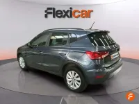 Usado Seat Arona Ecomotive 95 CV (69 kW) 2019 Gris SUV