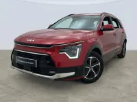 Usado Kia Niro 141 CV (103 kW) 2024 Rojo SUV