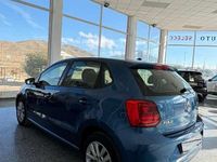 Usado VW Polo Advance 90 CV (66 kW) 2016 Azul Utilitario