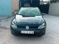 Usado VW Golf VII Sport 105 CV (77 kW) 2014 Negro Familiar