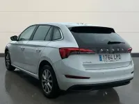 Usado Skoda 110 R Ambition 110 CV (80 kW) 2021 Blanco Berlina