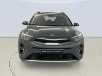 Begagnad Kia Stonic 100 HK (73 kW) 2021 Grå SUV