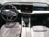 Nuevo VW Passat Business 150 CV (110 kW) 2025 Gris / plata Familiar