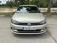 Usado VW Polo Sportline 95 CV (69 kW) 2019 Gris / plata Utilitario
