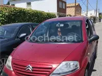 Usado Citroën C3 70 CV (51 kW) 2003 Rojo Berlina
