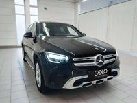 Usado Mercedes GLC300e 320 CV (235 kW) 2021 Negro Coupe
