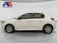 Usado Peugeot 208 Active 102 CV (75 kW) 2022 Blanco Utilitario