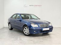 Usado Mercedes C180 Elegance 156 CV (114 kW) 2007 Azul Berlina