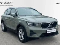 Usado Volvo XC40 Core 163 CV (119 kW) 2024 Verde SUV
