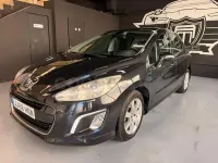 Usado Peugeot 308 Active 112 CV (82 kW) 2013 Negro Berlina