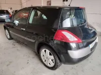 Usado Renault Mégane II Dynamique 115 CV (84 kW) 2003 Negro Berlina