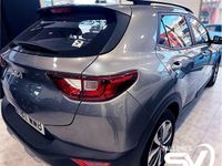 Usado Kia Stonic 84 CV (61 kW) 2023 Gris SUV