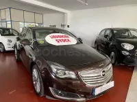 Usado Opel Insignia Excellence 140 CV (102 kW) 2013 Granate Berlina