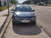 Usado Volvo S40 Momentum 136 CV (100 kW) 2006 Azul Berlina