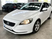 Usado Volvo V40 Kinetic 115 CV (84 kW) 2013 Blanco Utilitario