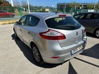 Usado Renault Mégane III Bose Edition 110 CV (80 kW) 2014 Plateado Utilitario
