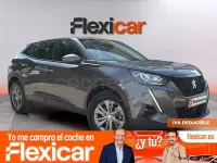 Usado Peugeot 2008 Active 110 CV (80 kW) 2021 Gris / plata SUV