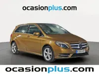 Usado Mercedes B180 109 CV (80 kW) 2013 Marrón Utilitario