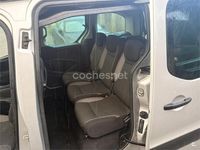 Usado Peugeot Partner Tepee 100 CV (73 kW) 2016 Gris / plata Monovolumen