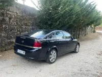 Usado Opel Vectra Elegance 120 CV (88 kW) 2007 Negro Berlina